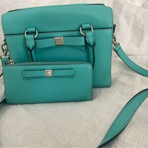 Elegant Turquoise Handbag and Wallet Set